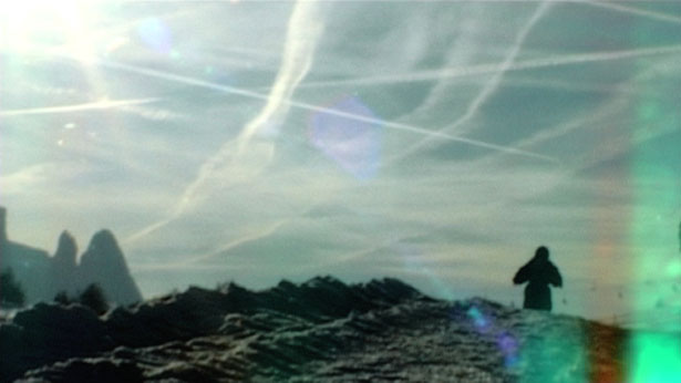 Make it snow! make it snow! make it snow!, Manu Luksch